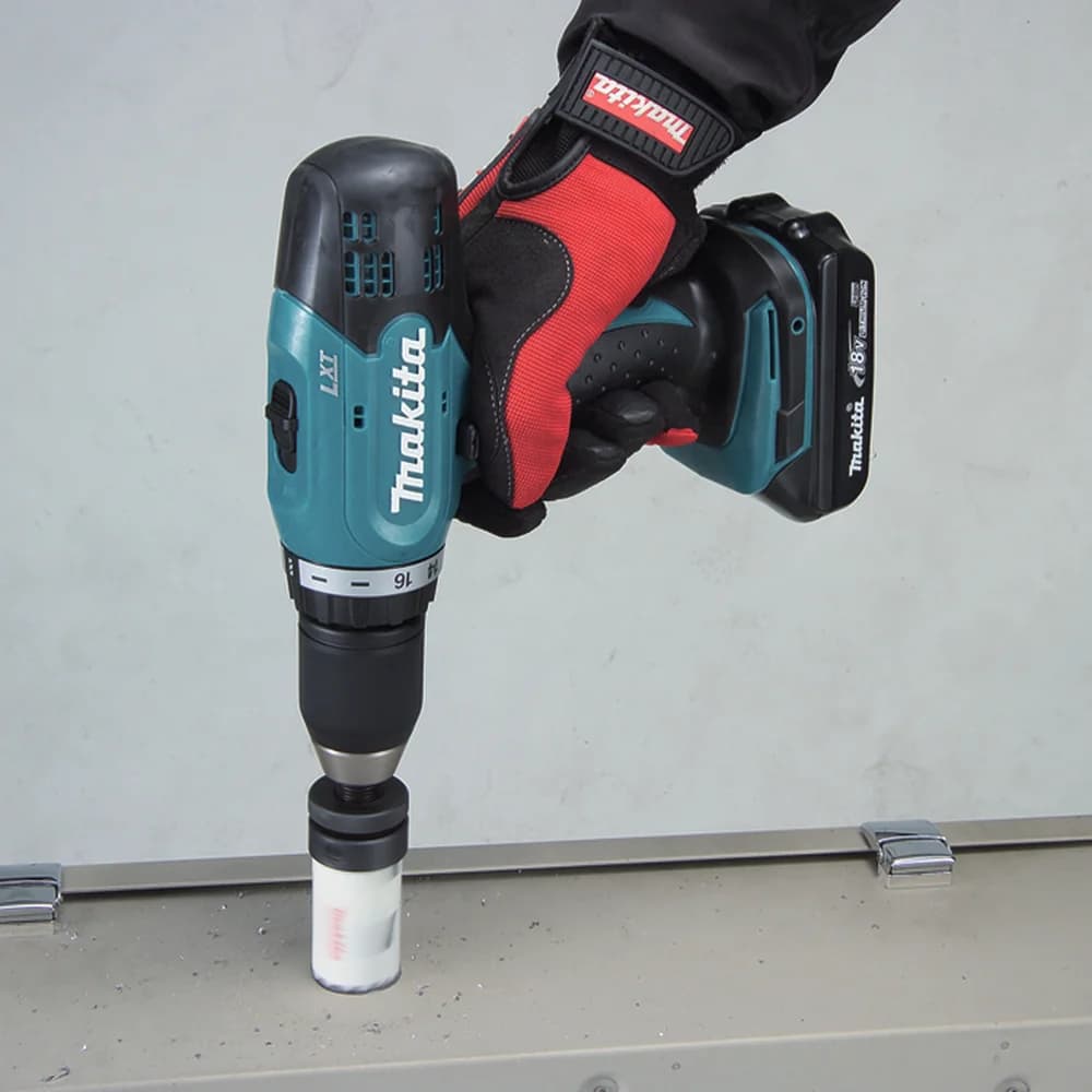 Makita Akum. wiertarko-wkrętarka 42Nm LXT ®