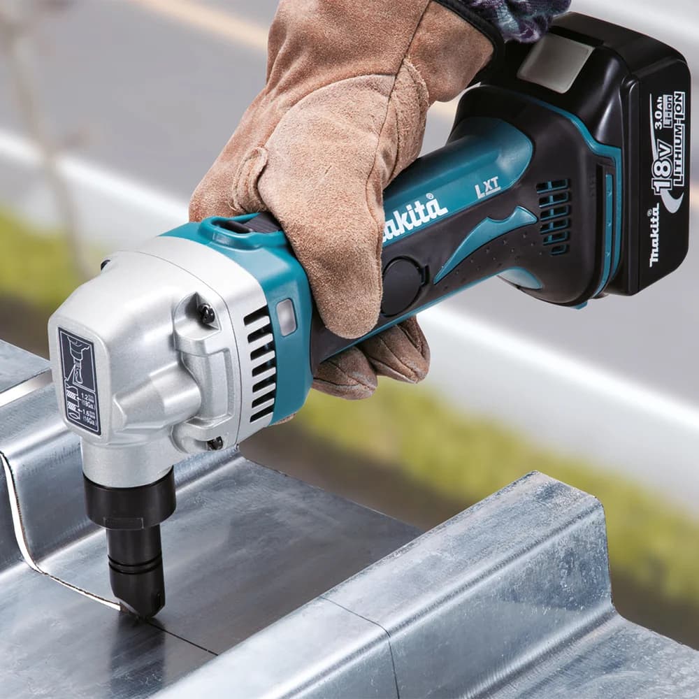 Makita Akum. nożyce skokowe do blachy LXT ® 18V - zdjęcie 6