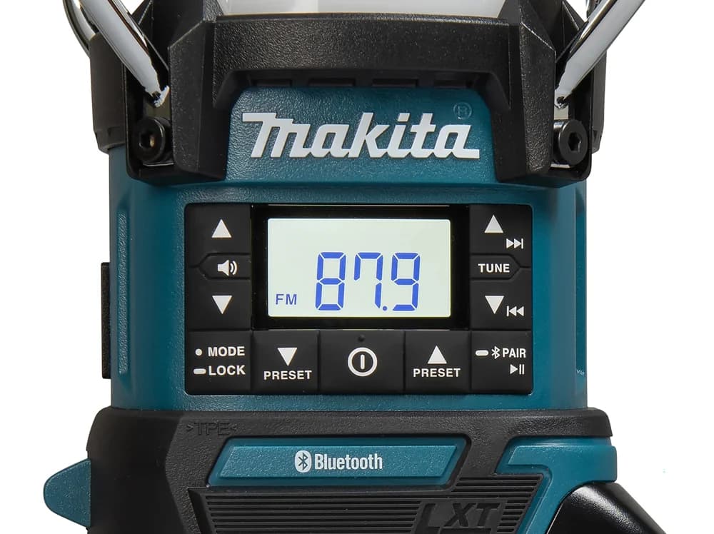Makita Akum. radio z lampą i latarką LXT ® Bluetooth - zdjęcie 6
