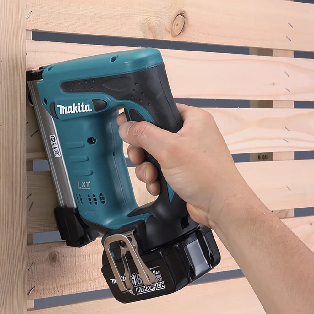 Makita Akum. zszywacz LXT ® 18V 10 mm 10 – 22 mm - zdjęcie 6