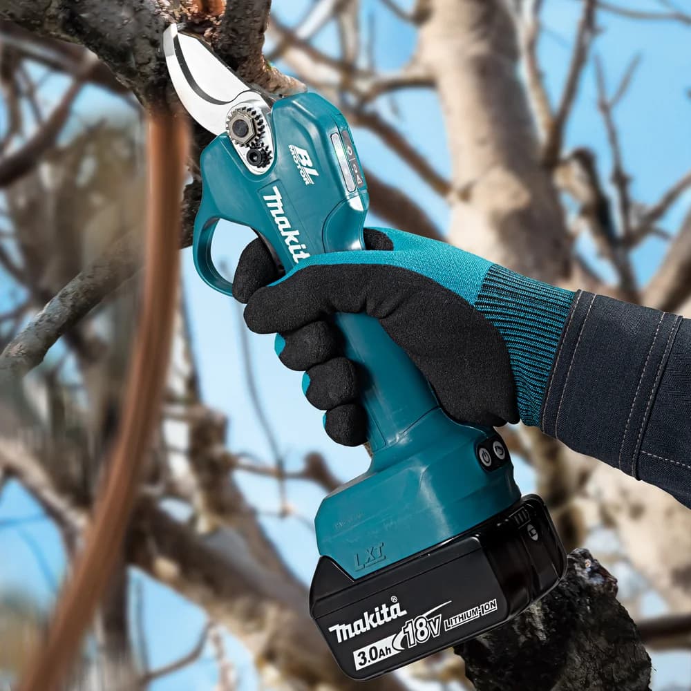 Makita Akum. sekator ogrodniczy LXT® 18V 30mm - zdjęcie 3